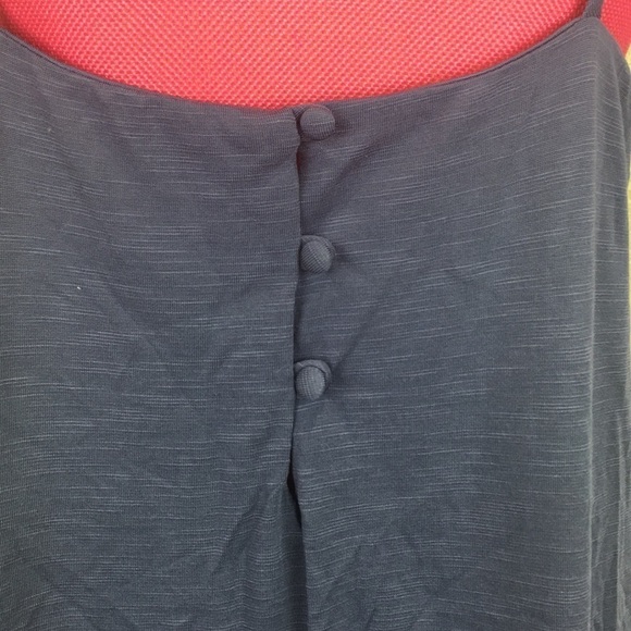 Ro & De Navy Button Back Knit Ruffle Cami Top L - Picture 5 of 8